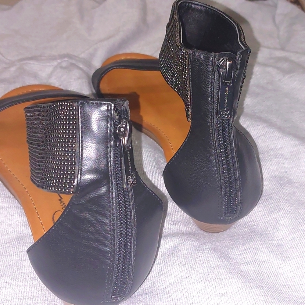 Jessica Simpson Sandals - Picture 2 of 7